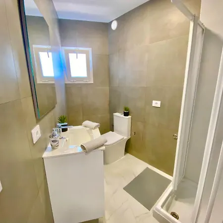 Appartamento Anna Beautiful In The First Oceanline In Cristianos. *